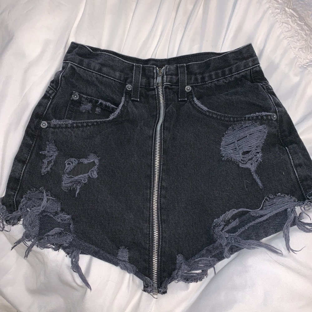 carmar mini skirt size 24